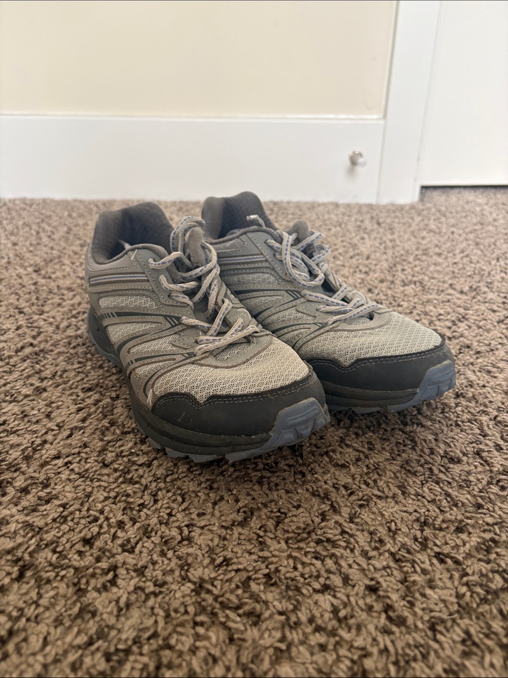 FILA Trail Hiking Sneakers